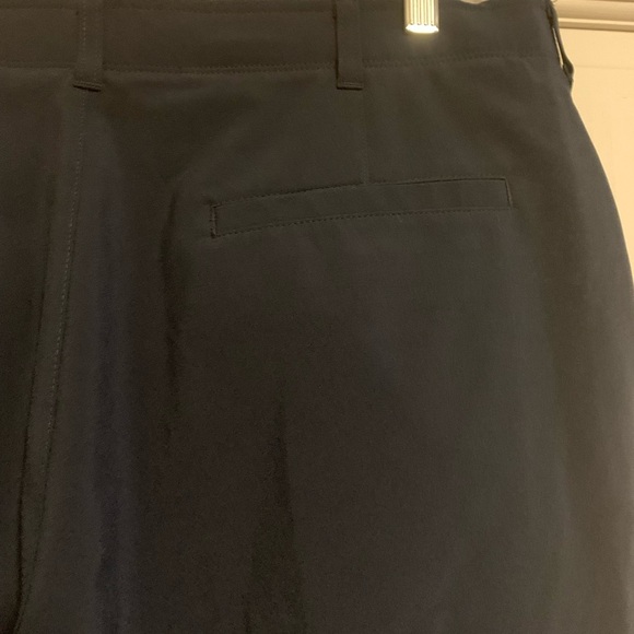 Ben Hogan Men's Flat Front Golf Shorts Size 36 Navy Blue - Picture 6 of 6